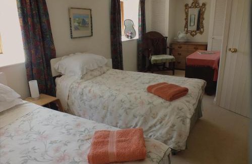 Bradford-on-Avon Bed & Breakfast | Herb Cottage