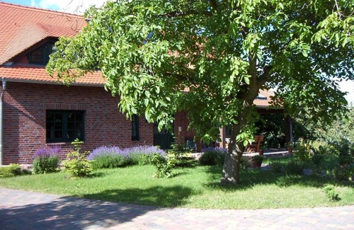 Scholis Apartment | Herbal country house
