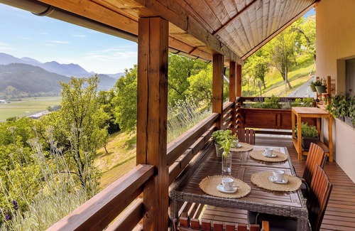 Bostanj House | Herbal House Marjetka