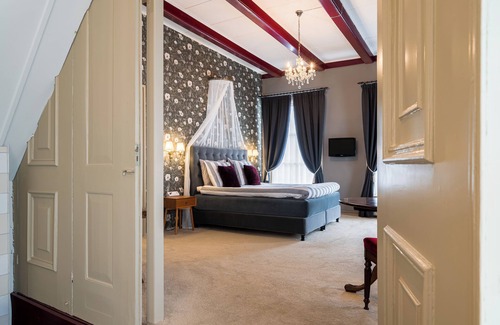 Rinsumageest Bed & Breakfast | Herberg Het Rechthuis