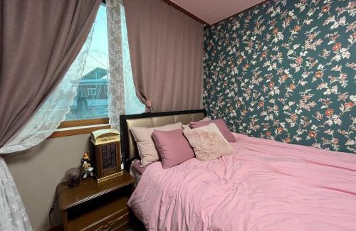 Songman House | Here and Now Guesthouse - Foreigner Only
