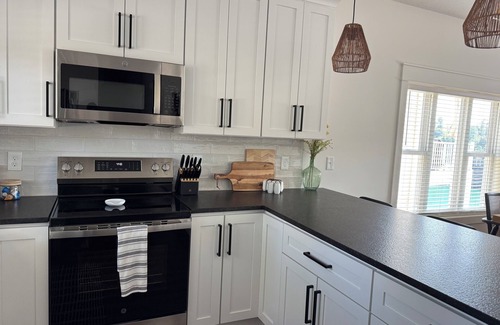 La Follette Villa | Here comes the Sun!n4-bedroom villa in enchanting Morley with AC