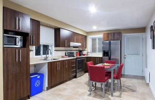Mauricie House | HERE THE REFERENCE → 1