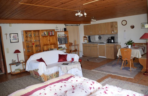 Bad Duerrheim Apartment | Here you have peace and can relax! Bad Dürrheim, outskirts of town, near lake