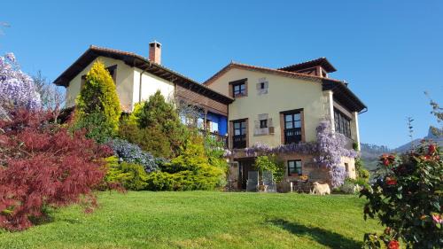 Llenin House | Heredad de la Cueste