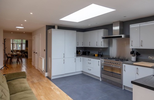 Hereford House | HEREFORD – Clifton Villa: Stylish Home Near Centre, Sleeps 6