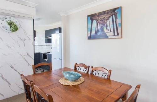 Tuncurry Apartment | Heritage 202 wonderful water views, air-conditioning and Wi-Fi