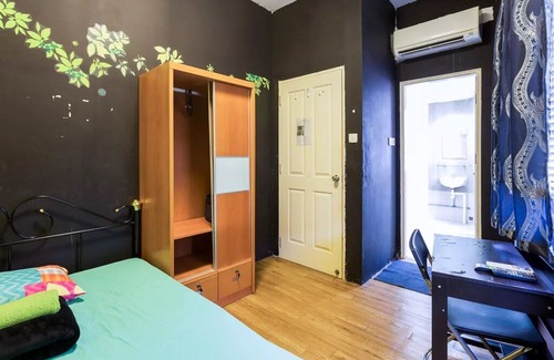 Lavender Apartment | Heritage apartment: Master rmM3