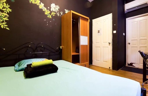 Lavender Apartment | Heritage apartment: Master rmM3
