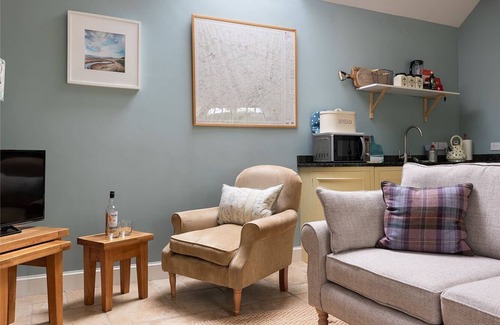 Duns Cottage | HERITAGE COTTAGE set in peaceful rural surroundings, Scottish Borders