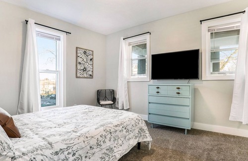 Grand Rapids House | Heritage Hill Hideaway
