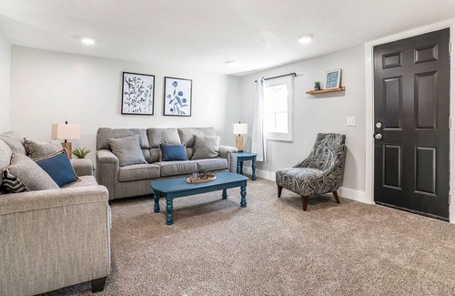 Grand Rapids House | Heritage Hill Hideaway