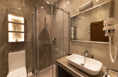 Tijesno Hotel | Heritage Hotel Tisno
