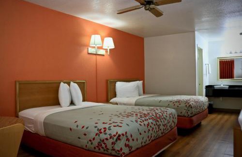 El Dorado Hotel | Heritage Inn & Suites