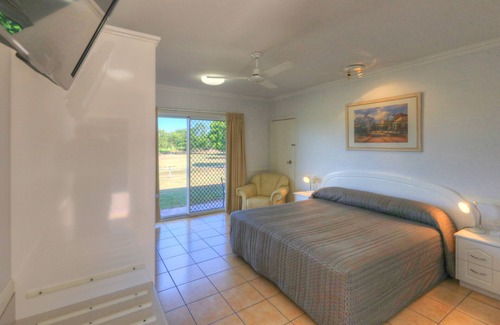 Richmond Hill Hotel | Heritage Lodge Motel