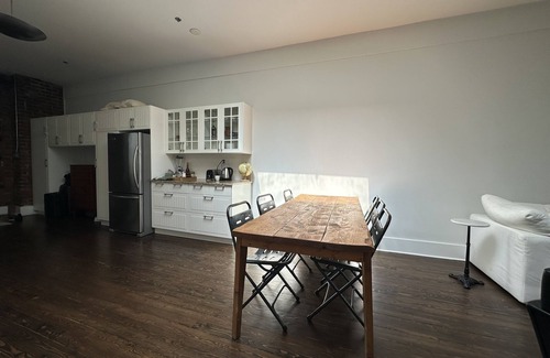 Gastown Condo | Heritage loft in the heart of Gastown in Downtown Vancouver 24-159962
