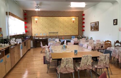Gravelbourg Bed & Breakfast | Heritage Place Hotel