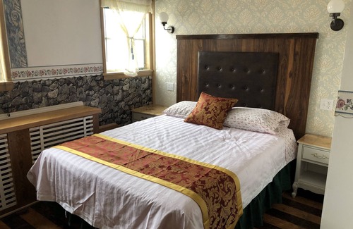 Gravelbourg Hotel | Heritage place Hotel