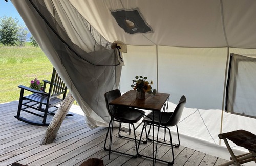 Bozeman Cabin | Heritage Ranch 'Bridger' Glamping Tent (7)