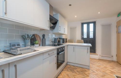 Ainley Top Apartment | Heritage Serviced Suites - Serviced Apartments