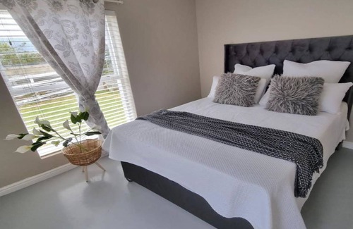 Vermont House | Hermanus, 3 bedroom self-catering house.