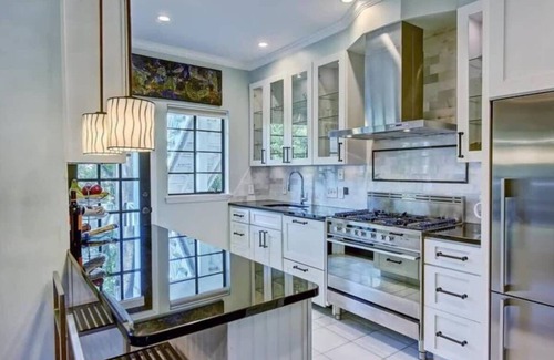 Myers Park Condo | Hermitage Four 2Bedroom Units