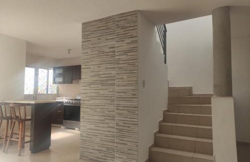 San Luis Potosi Apartment | Hermosa casa en Privada