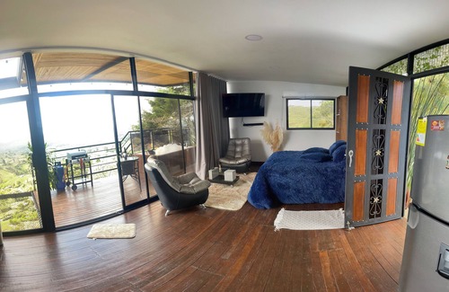 El Penol Cabin | Hermosa Cabaña en Guatapé con Jacuzzi y el Mejor Paisaje de la Región