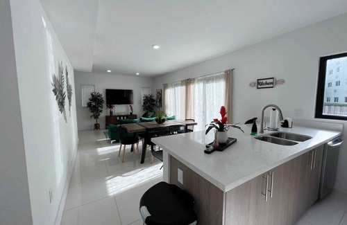 Florida City House | Hermosa casa del bosque