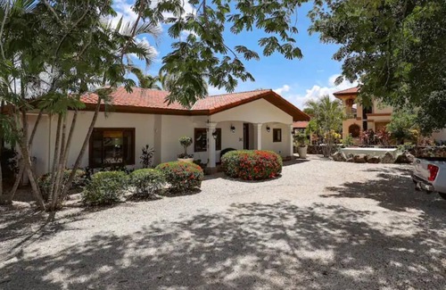 Panama Beach Villa | Hermosa Casa Junto al Mar