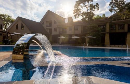 Karen Hotel | Hermosa Garden Hotel