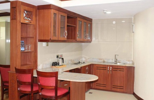 Langata Hotel | Hermosa Garden Hotel