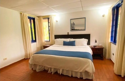 Alegrias Hotel | Hermosa Habitacion Doble Superior En Eco Hotel La Casona