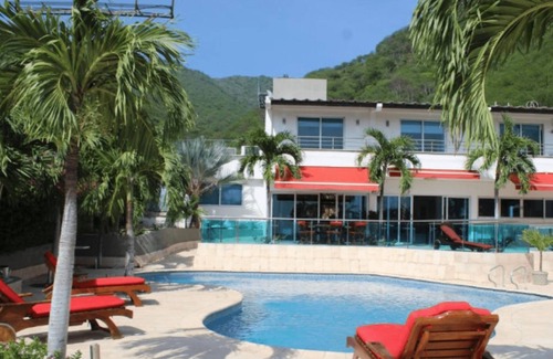 Taganga Hotel | Hermosa Habitacion Estandar Familiar En Playas De Taganga