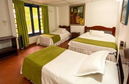 Alegrias Hotel | Hermosa Habitacion Standar Familiar En Eco Hotel La Casona