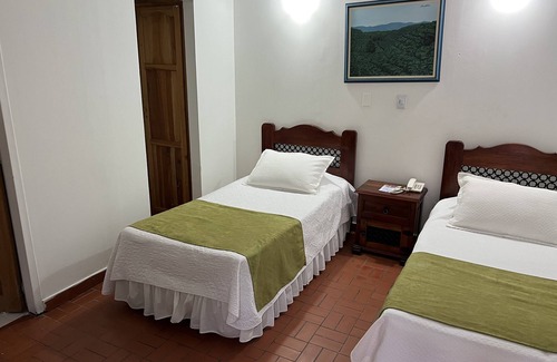Alegrias Hotel | Hermosa Habitacion Twin En Eco Hotel La Casona