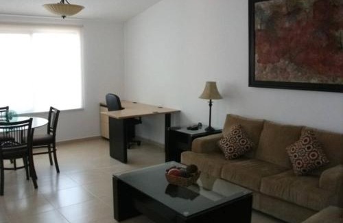 Desarrollo San Pablo Apartment | Hermosa Suite Alberca Áreas Verdes Blvd Bernardo Quintana 17D