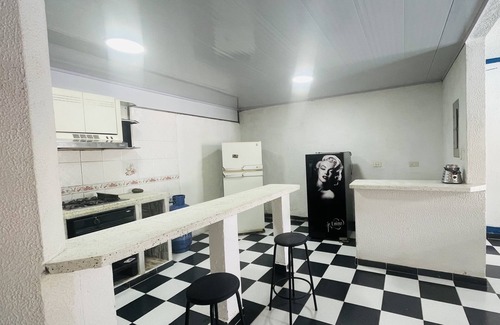 Ricaurte Villa | Hermosa Villa con Piscina Privada- La Manuela