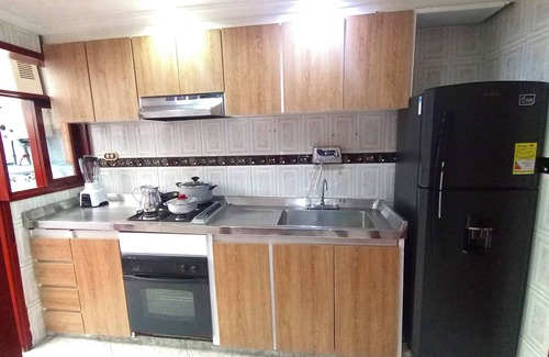 Engativa House | Hermosa Y Amplia Casa Ubicada Cerca AL Aeropuerto