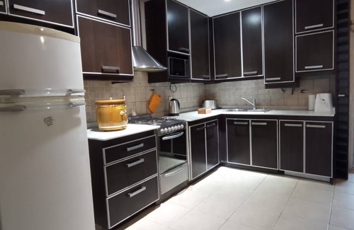 Mendoza House | Hermosa y Segura Casa! Pileta/parrilla/garage