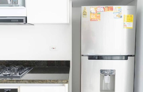 Marbella Apartment | Hermoso Apto Cerca al Aeropuerto, mar con Piscina