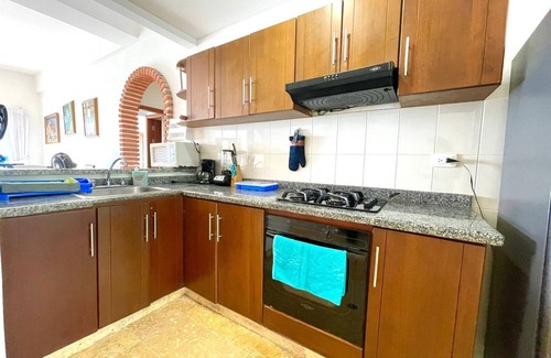 El Laguito Apartment | Hermoso Apartamento con Balcón y Vista al mar