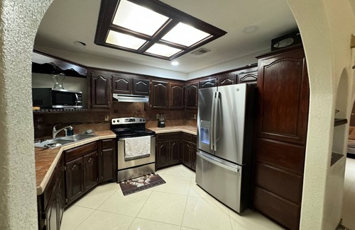 Mission House | HERMOSO HOGAR PARA SU ESTANCIA !