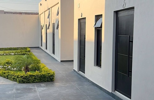 Tequila Apartment | Hermoso Hotel con Jardín a Solo ¡4 Cuadras de la Plaza Principal de Tequila Jal!