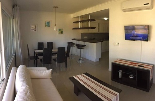 Solanas Apartment | Hermosos apartamentos vista al lago!