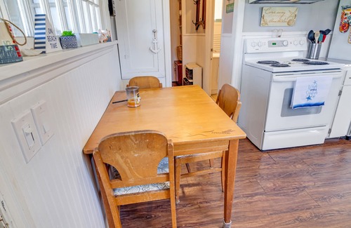 Seal Rock House | Heron Beach Cottage - peaceful relaxation