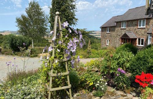 Bromlow House | Heron Cottage
