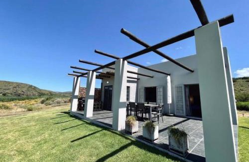 Port Beaufort House | Heron Cottage - Living The Breede