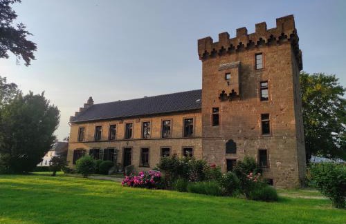 Heimbach Apartment | Herrenhaus Burg Vlatten