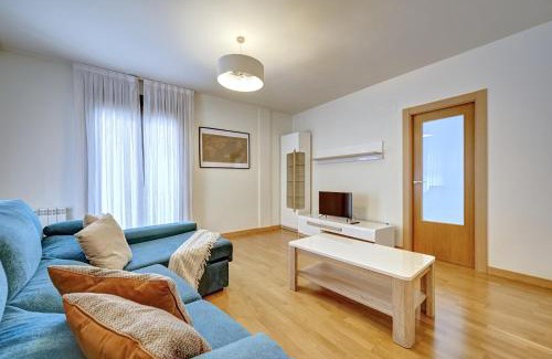 Logrono Historic Centre Apartment | Herrerías by Clabao